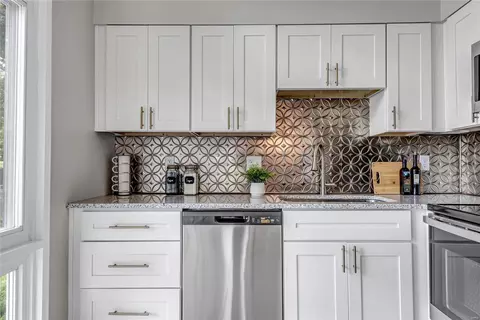 Kitchen - 500 Wicklow Dr, Manchester, MO 63021 photo 2 of 6