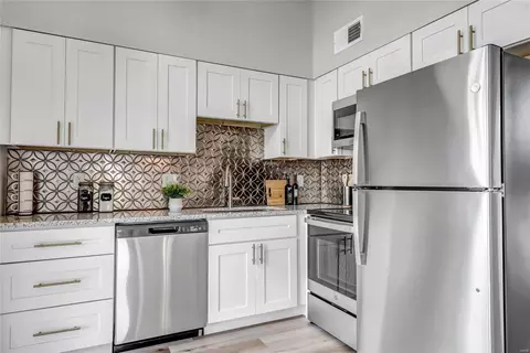 Kitchen - 500 Wicklow Dr, Manchester, MO 63021 photo 1 of 6