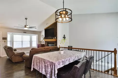 42 Mallard Pointe Dr, O'fallon, MO 63368 photo 16