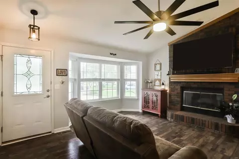 42 Mallard Pointe Dr, O'fallon, MO 63368 photo 6
