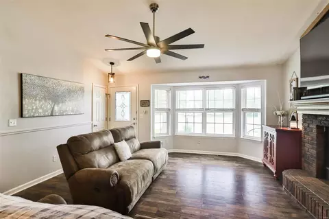 42 Mallard Pointe Dr, O'fallon, MO 63368 photo 7
