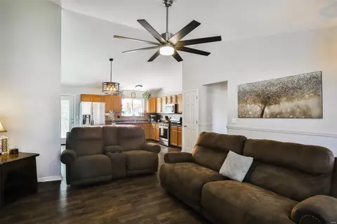 42 Mallard Pointe Dr, O'fallon, MO 63368 photo 11
