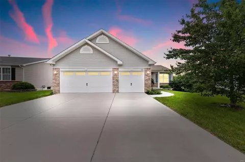 510 Riverdale Park Ct, O'fallon, MO 63366