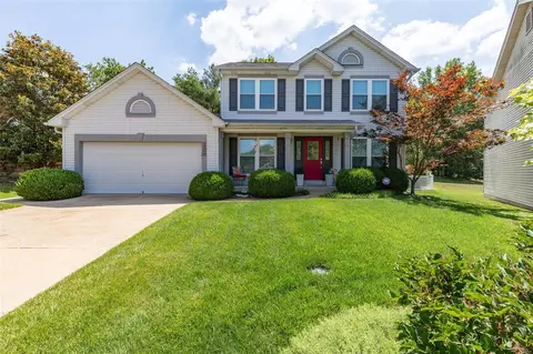 5504 Providence Place Dr, Saint Louis, MO 63129