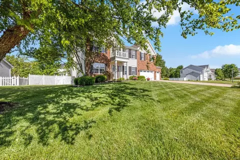 162 Snake River Dr, O'fallon, MO 63368 photo 2