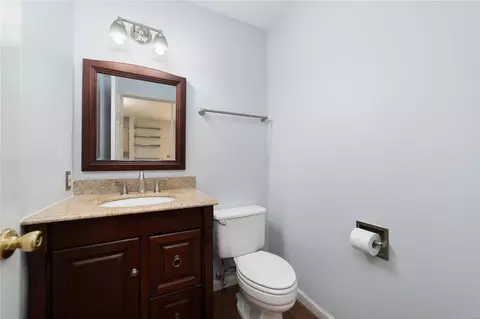 Bath - 1100 Shadowfaire Ct, Ballwin, MO 63021 photo 1 of 6