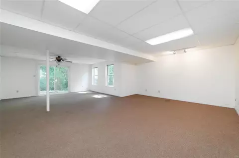 Living - 1100 Shadowfaire Ct, Ballwin, MO 63021 photo 7 of 7