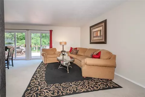 124 Shaw Dr, Eureka, MO 63025 photo 4