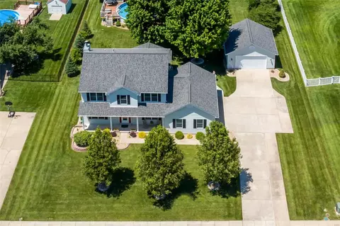 1409 Highland Park Ct, Wentzville, MO 63385