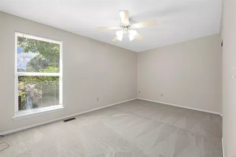 Bedroom - 7532 Pierside Dr, O'fallon, MO 63368 photo 7 of 9