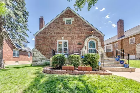 5434 Sutherland Ave, Saint Louis, MO 63109