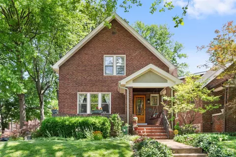 3969 Bowen St, Saint Louis, MO 63116