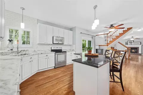 Kitchen - 3 Chastain Ct, O'fallon, MO 63368 photo 2 of 6