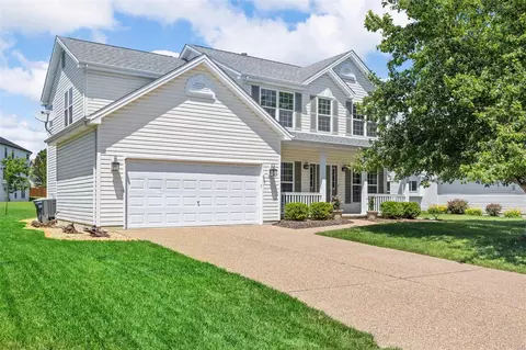 1446 Shelby Point Dr, O'fallon, MO 63366 photo 2