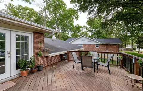 Exterior - 321 Cherry Hill Dr, Ellisville, MO 63011 photo 10 of 15