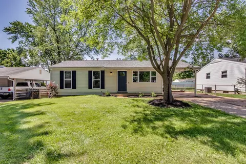 254 Imperial Ln, Fenton, MO 63026