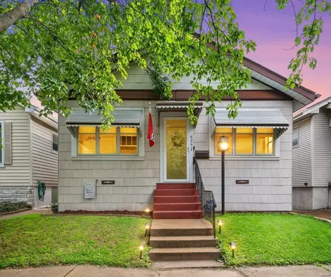 5231 Schollmeyer Ave, Saint Louis, MO 63109