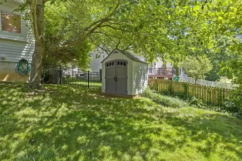 2578 Barrett Place Dr, Ballwin, MO 63021 photo 32