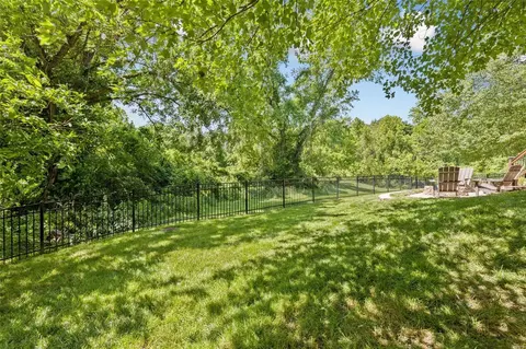 2578 Barrett Place Dr, Ballwin, MO 63021 photo 31