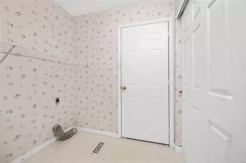 5582 Westerfield Pkwy #1B, Weldon Spring, MO 63304 photo 24