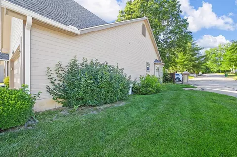 5582 Westerfield Pkwy #1B, Weldon Spring, MO 63304 photo 5