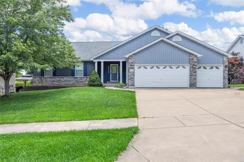 1822 Marie Peine Ct, Wentzville, MO 63385