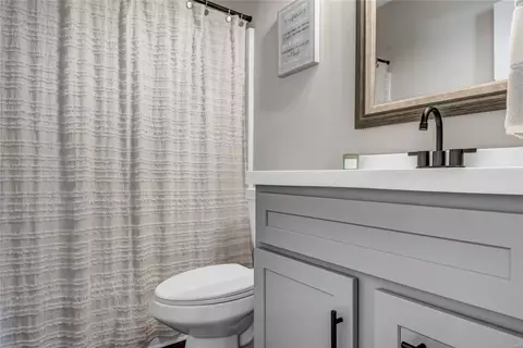 Bath - 16 Red Cedar Parc Ct, O'fallon, MO 63368 photo 2 of 3
