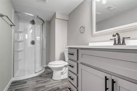 Bath - 16 Red Cedar Parc Ct, O'fallon, MO 63368 photo 3 of 3