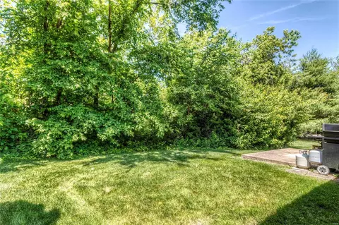 253 Tyndale Dr, O'fallon, MO 63366 photo 16