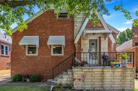 9042 Rosemary Ave, Wilbur Park, MO 63123
