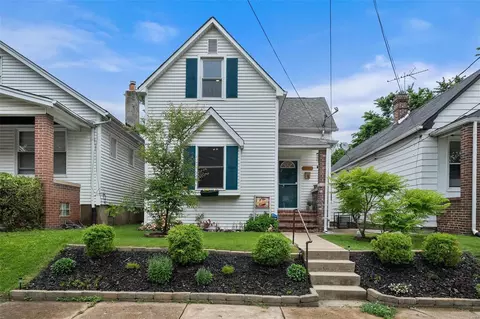4079 Schiller Pl, Saint Louis, MO 63116