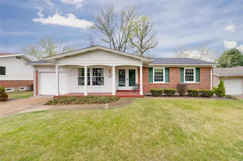 2265 Wedgwood Dr, Florissant, MO 63033