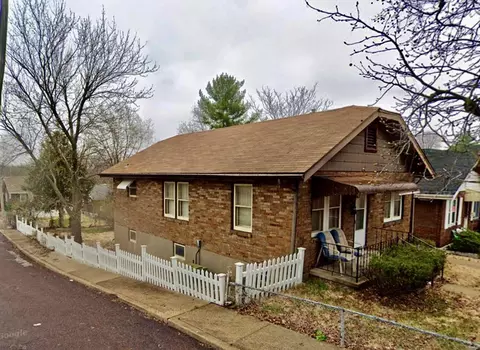 7525 San Diego Ave, Normandy, MO 63121 photo 2