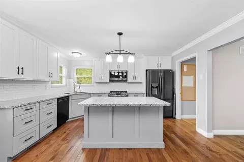 1462 Sunview Dr, O'fallon, MO 63366 photo 5
