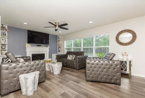 107 Brookview Way Dr, O'fallon, MO 63366 photo 7