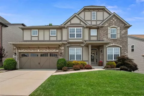 507 Mira Villa Dr, Saint Peters, MO 63376