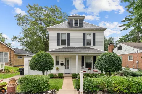 2408 Bremerton Rd, Saint Louis, MO 63144