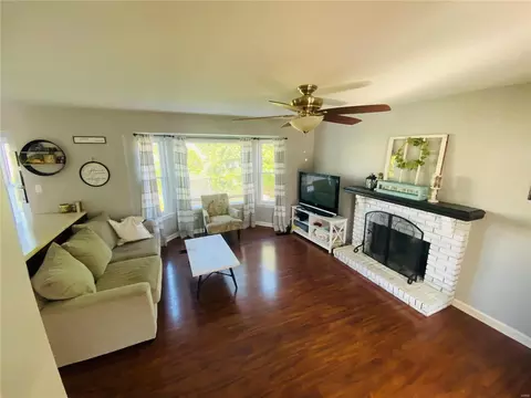 1209 Saddlemaker Dr, Saint Charles, MO 63304 photo 14