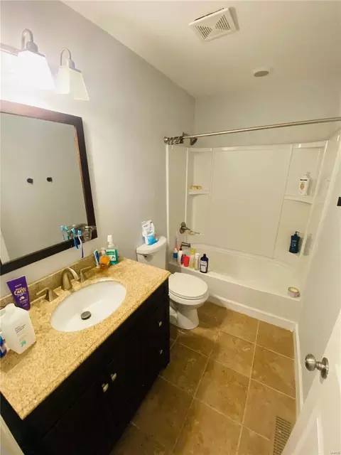1209 Saddlemaker Dr, Saint Charles, MO 63304 photo 30