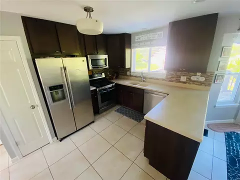 1209 Saddlemaker Dr, Saint Charles, MO 63304 photo 18