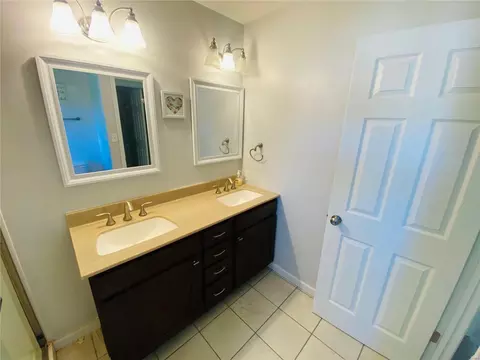 1209 Saddlemaker Dr, Saint Charles, MO 63304 photo 21
