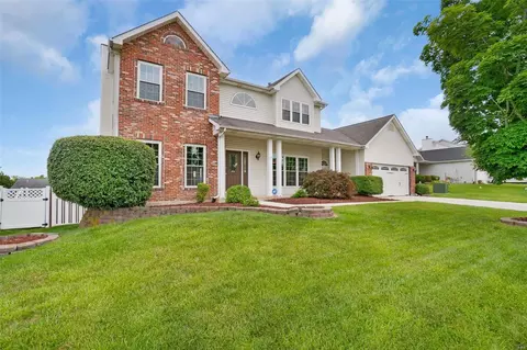 1332 Washingtons Xing, O'fallon, MO 63366