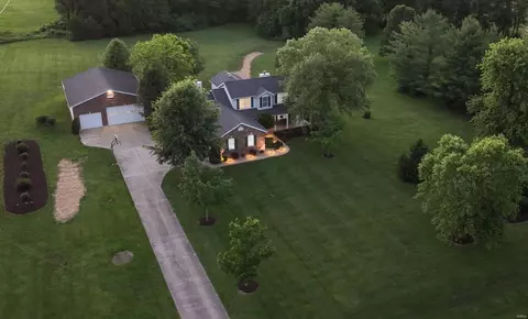 1239 Lydia Ln, Saint Paul, MO 63366