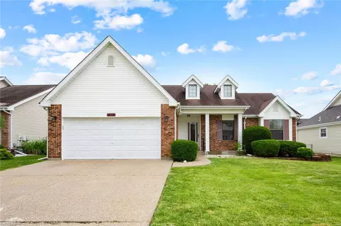410 Lantana Ln, Saint Peters, MO 63376