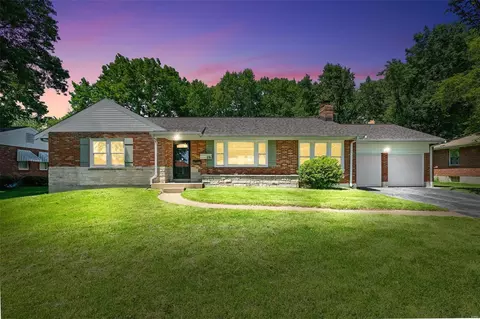 Exterior - 231 Wooster Dr, Ferguson, MO 63135 photo 7 of 7
