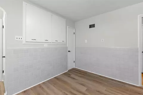 Entry Way - 231 Wooster Dr, Ferguson, MO 63135 photo 2 of 2