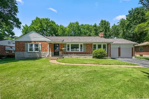231 Wooster Dr, Ferguson, MO 63135
