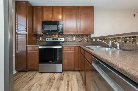 Kitchen - 4202 Spring River Dr, O'fallon, MO 63368 photo 2 of 3