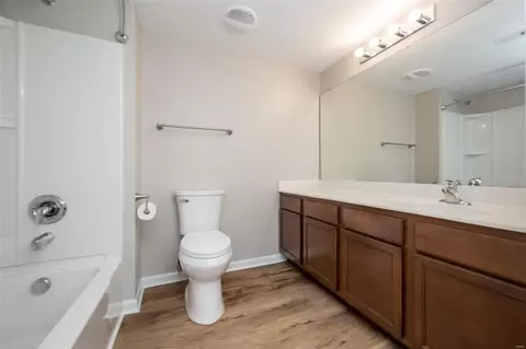 Bath - 4202 Spring River Dr, O'fallon, MO 63368 photo 2 of 2