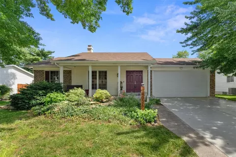 4026 N Bridge Dr, Saint Peters, MO 63376